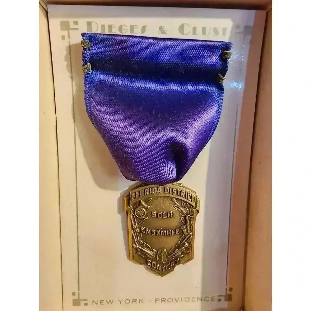 Vintage Florida District Band Contest Blue and Purple Ribbon Brass Medals - Picture 2 of 7